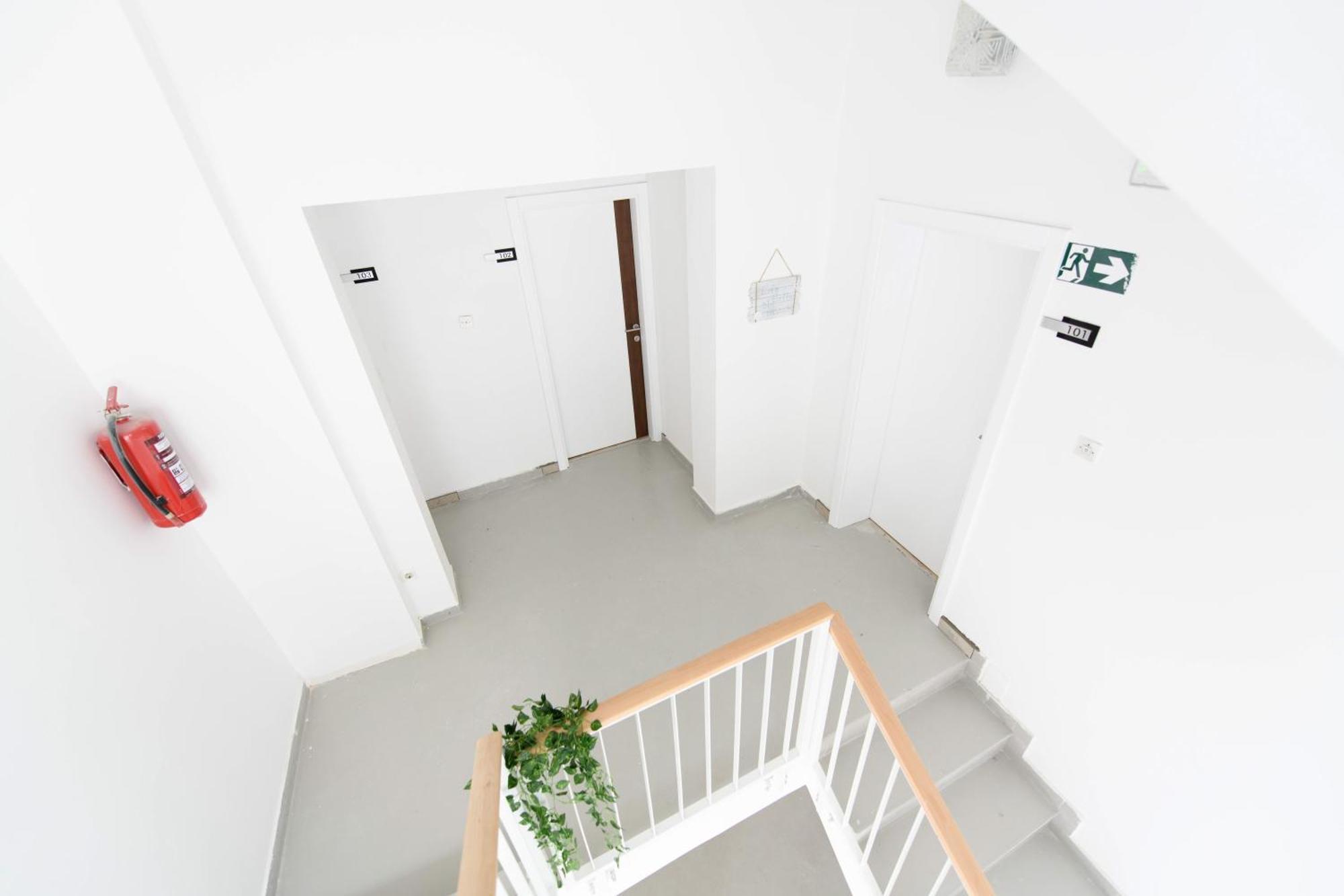 Apartments Near Central Beach With Free Parking Makarska Exterior foto