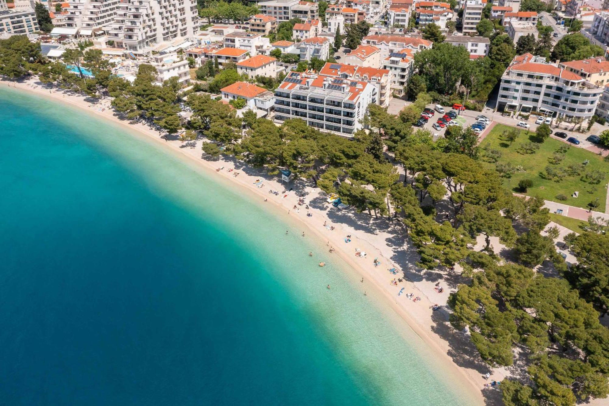 Apartments Near Central Beach With Free Parking Makarska Exterior foto