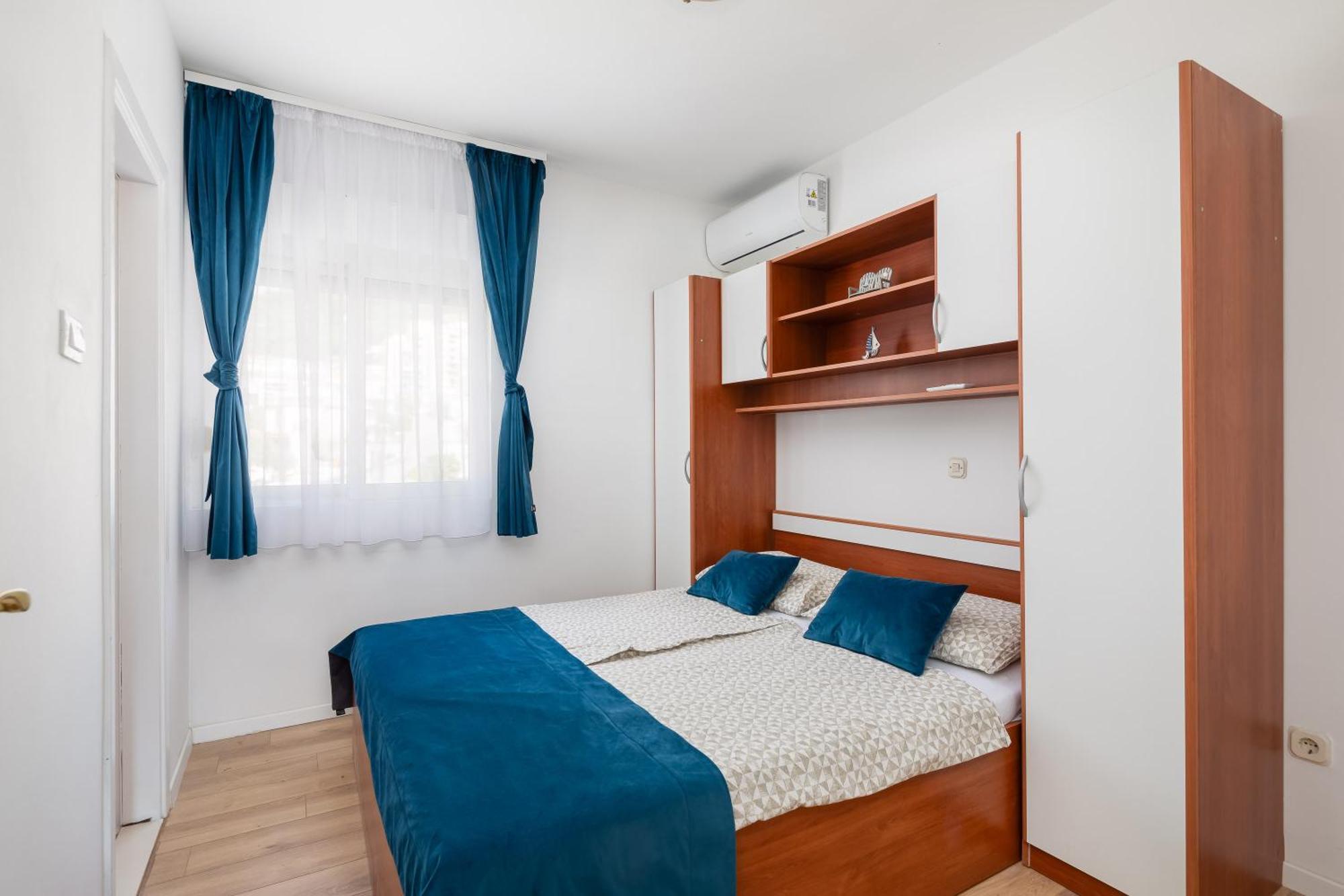 Apartments Near Central Beach With Free Parking Makarska Quarto foto