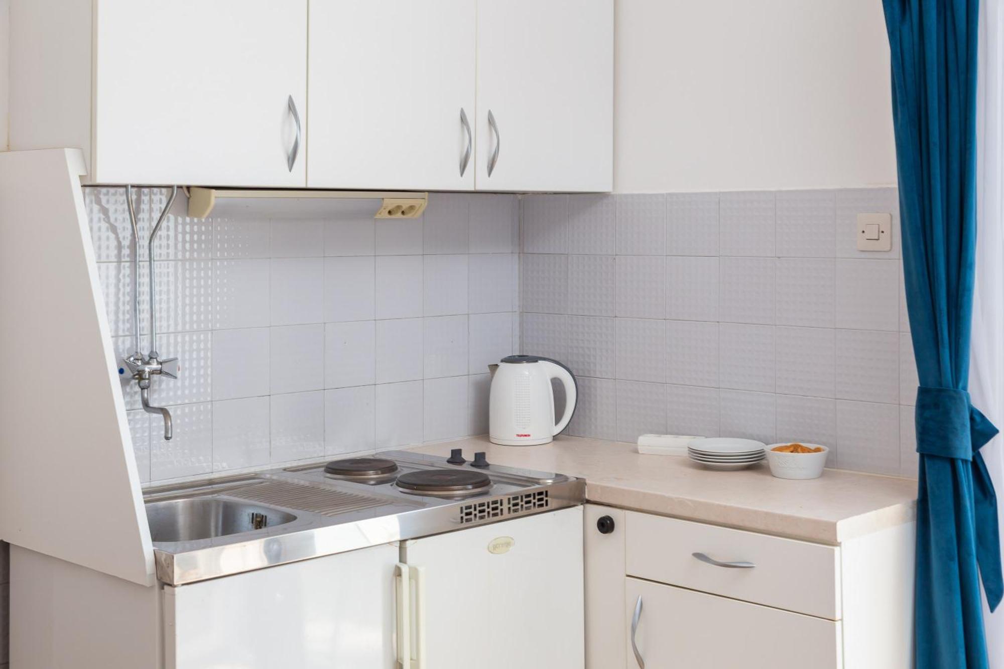 Apartments Near Central Beach With Free Parking Makarska Quarto foto