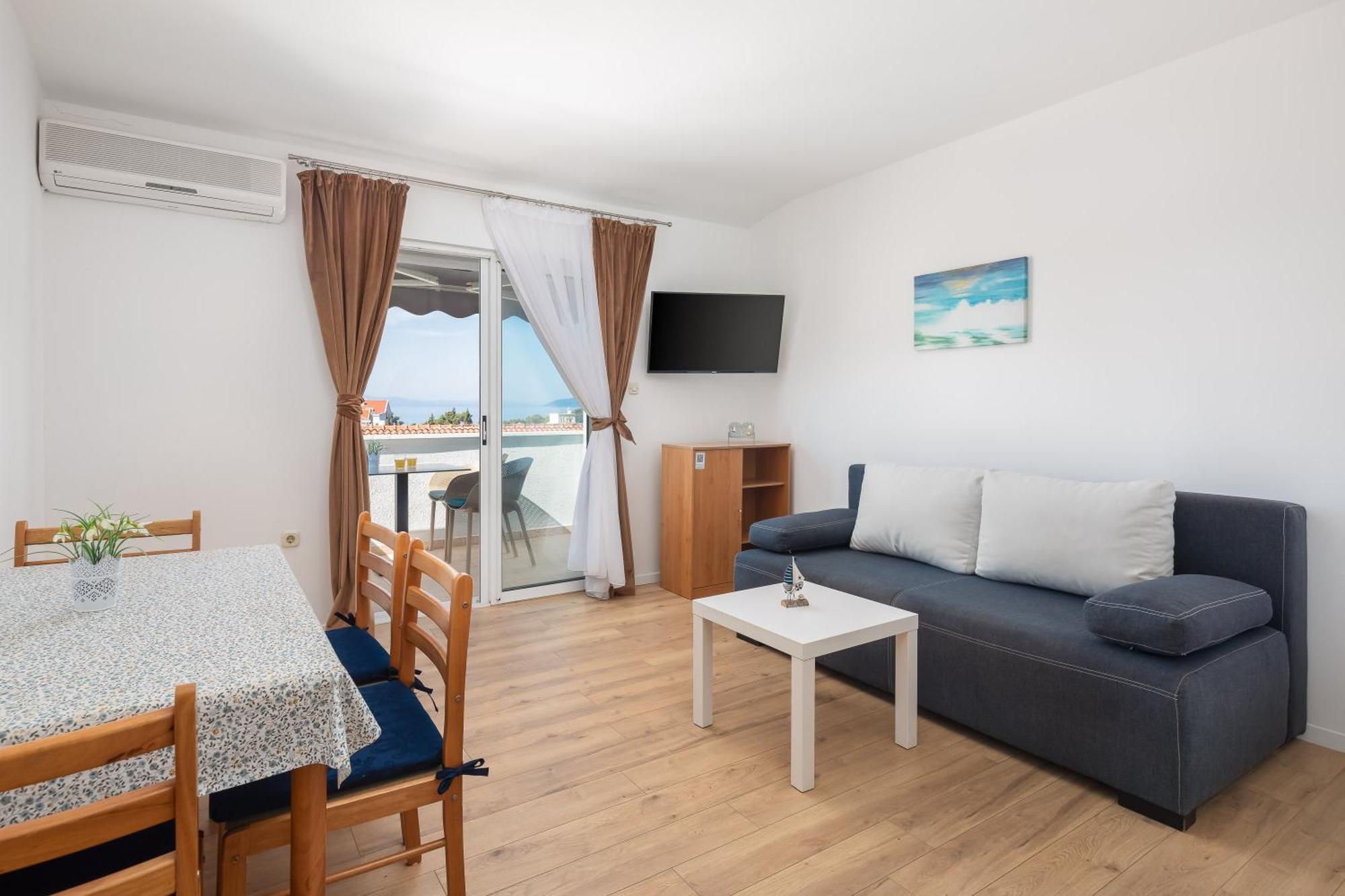 Apartments Near Central Beach With Free Parking Makarska Quarto foto